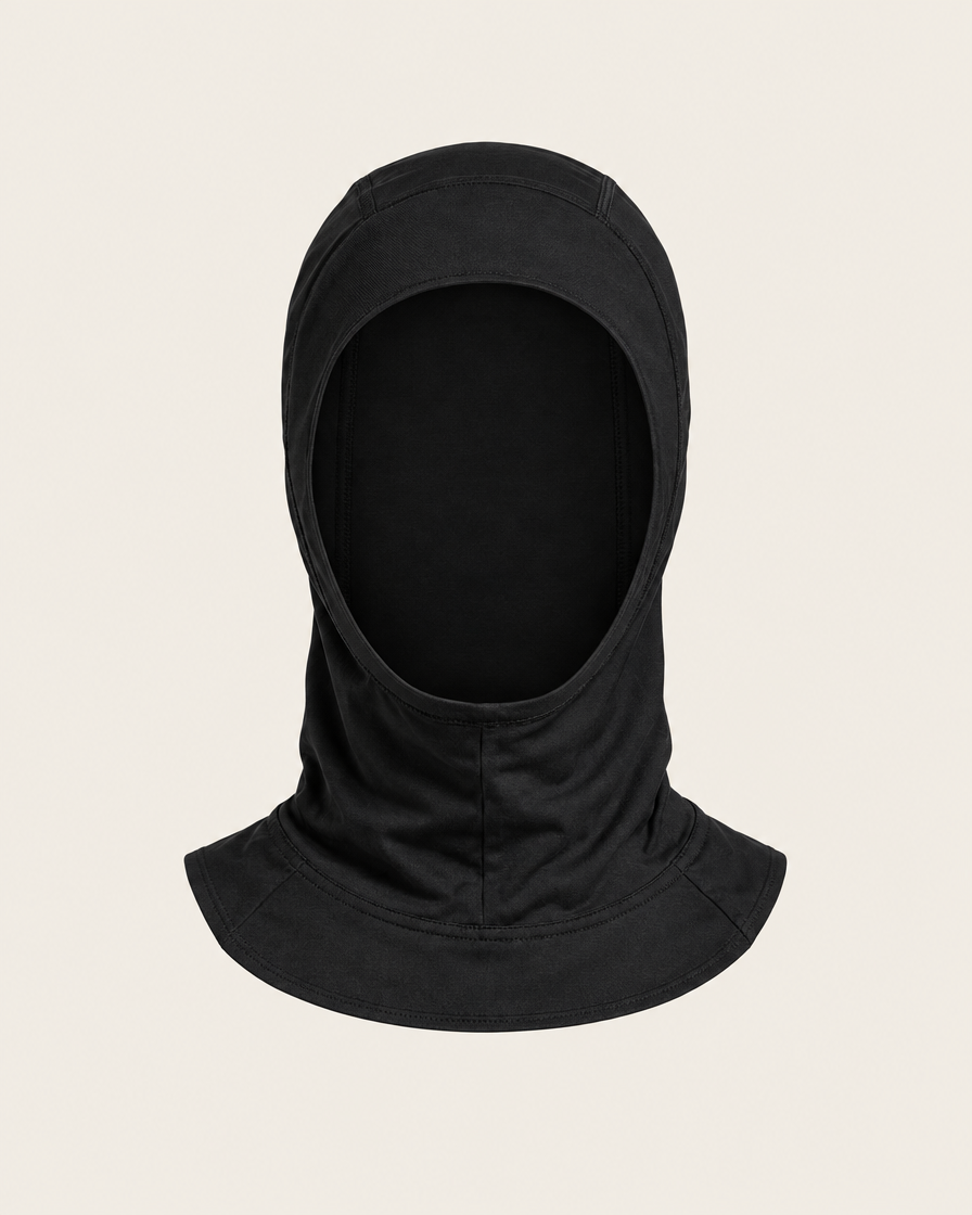 Cagoule hijab de sport DAWS noire, vue produit isolée sur fond beige